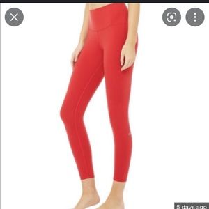 Alo yoga 7/8 length cherry leggings 🍒 size small